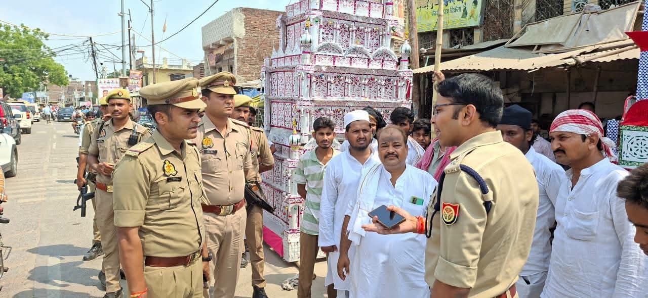 अकीदत के साथ निकले ताजिया जुलूस, शांतिपूर्ण माहौल में सम्पन्न हुआ मोहर्रम का पर्व