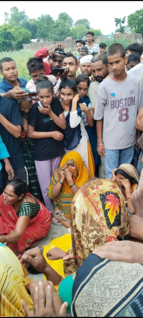 चार झुलसे, कावरियों को जागरूक करने के लिए निकले थे 