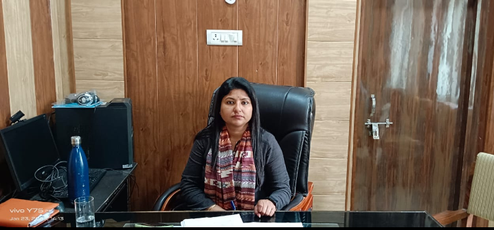 गोंडा : आपरेशन कायाकल्प के तहत विद्यालयों में बाउंड्री वाल , रंगरोगन , शौचालय , टाइल लगवाने का निर्माण कार्य शुरू