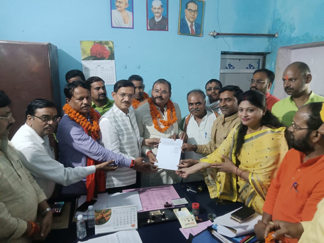 गोंडा : केंद्रीय उपभोक्ता सहकारी भंडार लिमिटेड के प्रबंध कमेटी के प्रतिनिधियों का चुनाव हुआ संपन्न