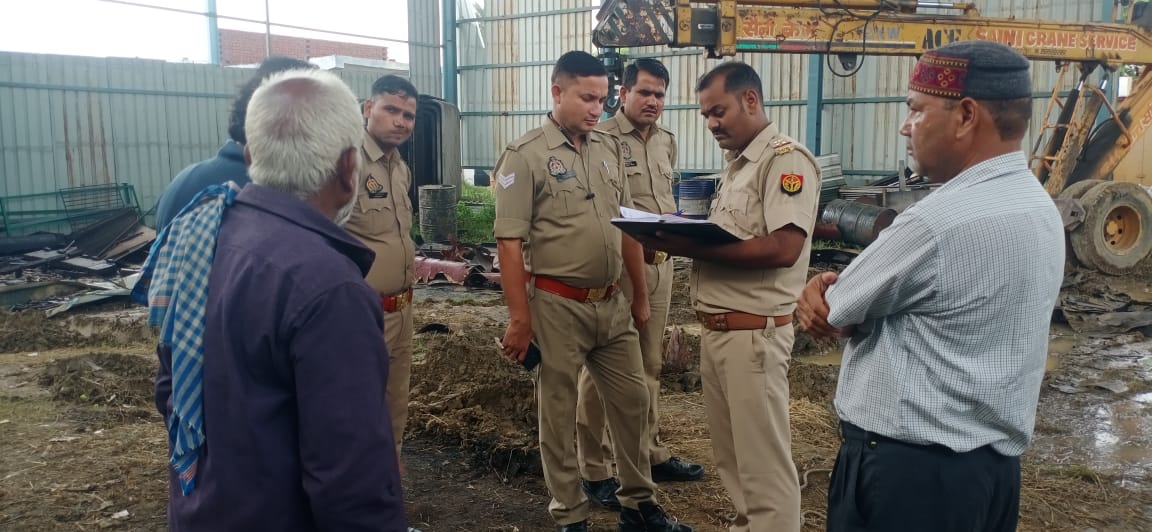 पोरस मसूरी इंडस्ट्री के  चौकीदार को बंधक बनाकर किया लाखो का माल चोरी..