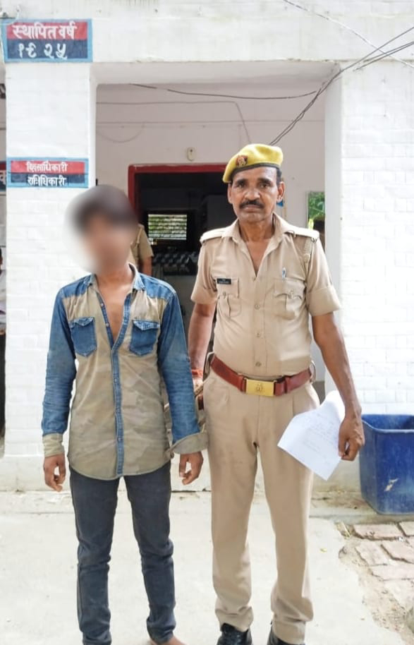 गोंडा : अवैध तमंचे के साथ गिरफ्तार हुए छोटे भैया पुलिस ने भेजा जेल