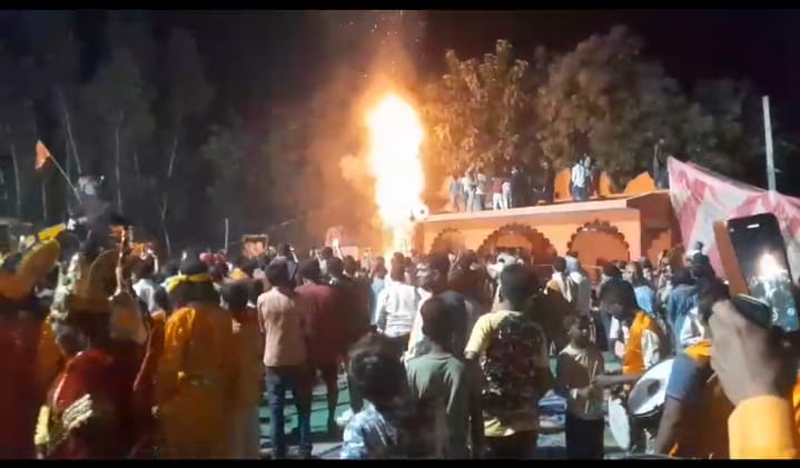 गोंडा : युद्ध के बाद असत्य पर सत्य की विजय पताका फहराते हुए भगवान श्री राम ने बुराई का प्रतीक रावण का किया अंत