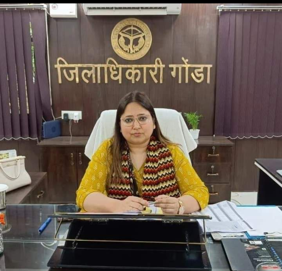 गोंडा : नकलविहीन परीक्षा कराने में सहयोग करें केंद्र व्यवस्थापक