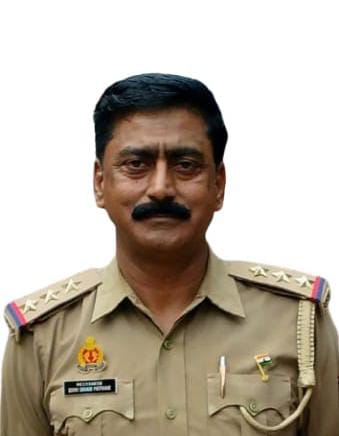 कोतवाल के खिलाफ आवाज उठाने वाले पत्रकार से कोतवाल नें की अभद्रता......