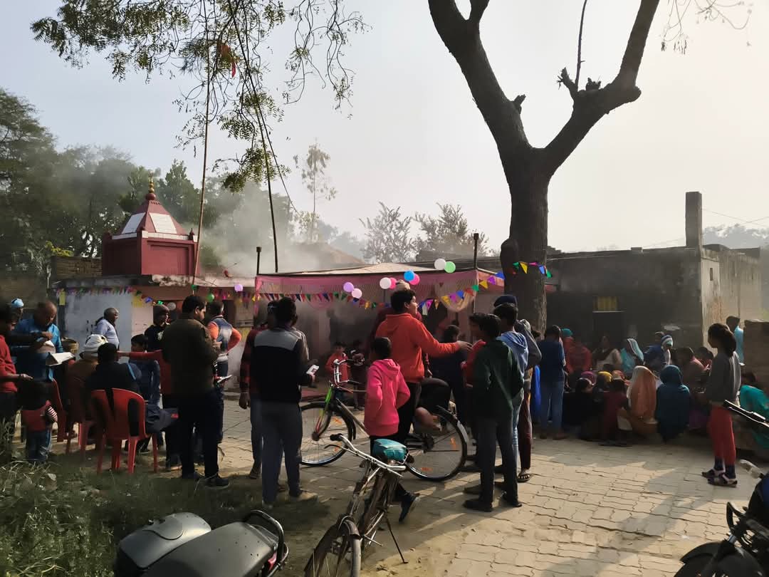 गोंडा : श्रीराम लला प्राण प्रतिष्ठा दिवस: अखण्ड रामायण पाठ और भंडारे का आयोजन