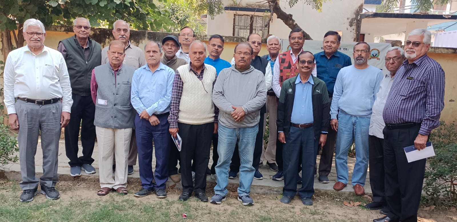 विवेक खण्ड, गोमतीनगर के नागरिकों ने निःशुल्क  स्वास्थ्य जांच कराई... नीरज मिश्रा लखनऊ