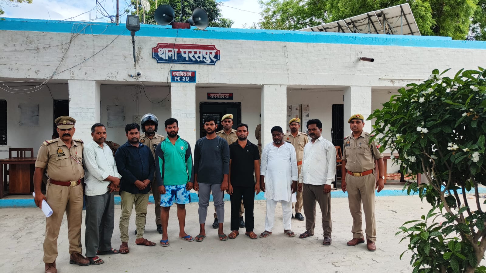 गोंडा : जामुन तोड़ने के विवाद को लेकर हुई मारपीट ,पुलिस ने सात आरोपियों को किया गिरफ्तार
