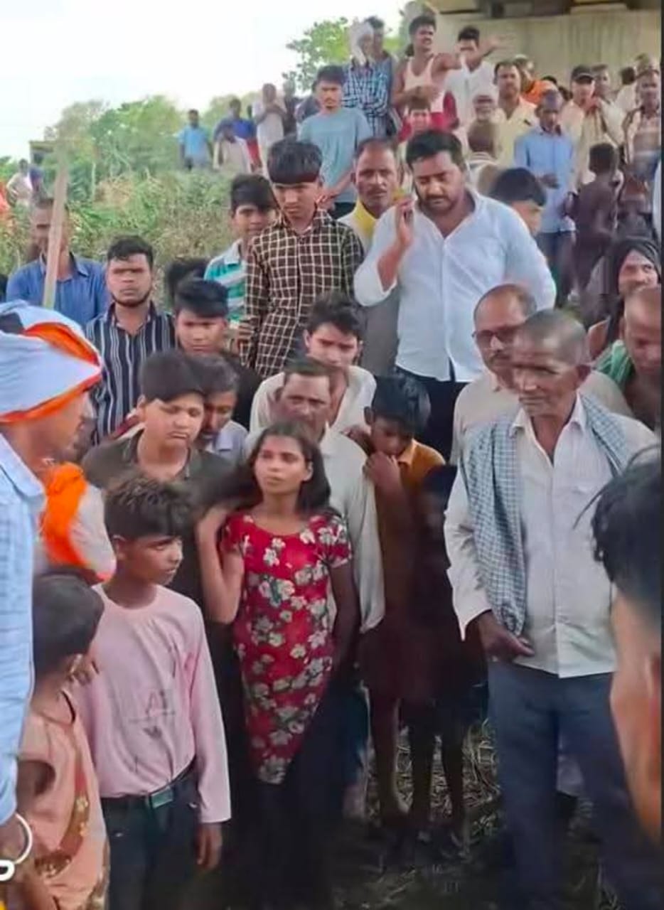 गोंडा : बेटे की लाचारी से टूटा पिता, सरयू में लगाई छलांग; मासूम की मौत, पिता गंभीर हालत में भर्ती
