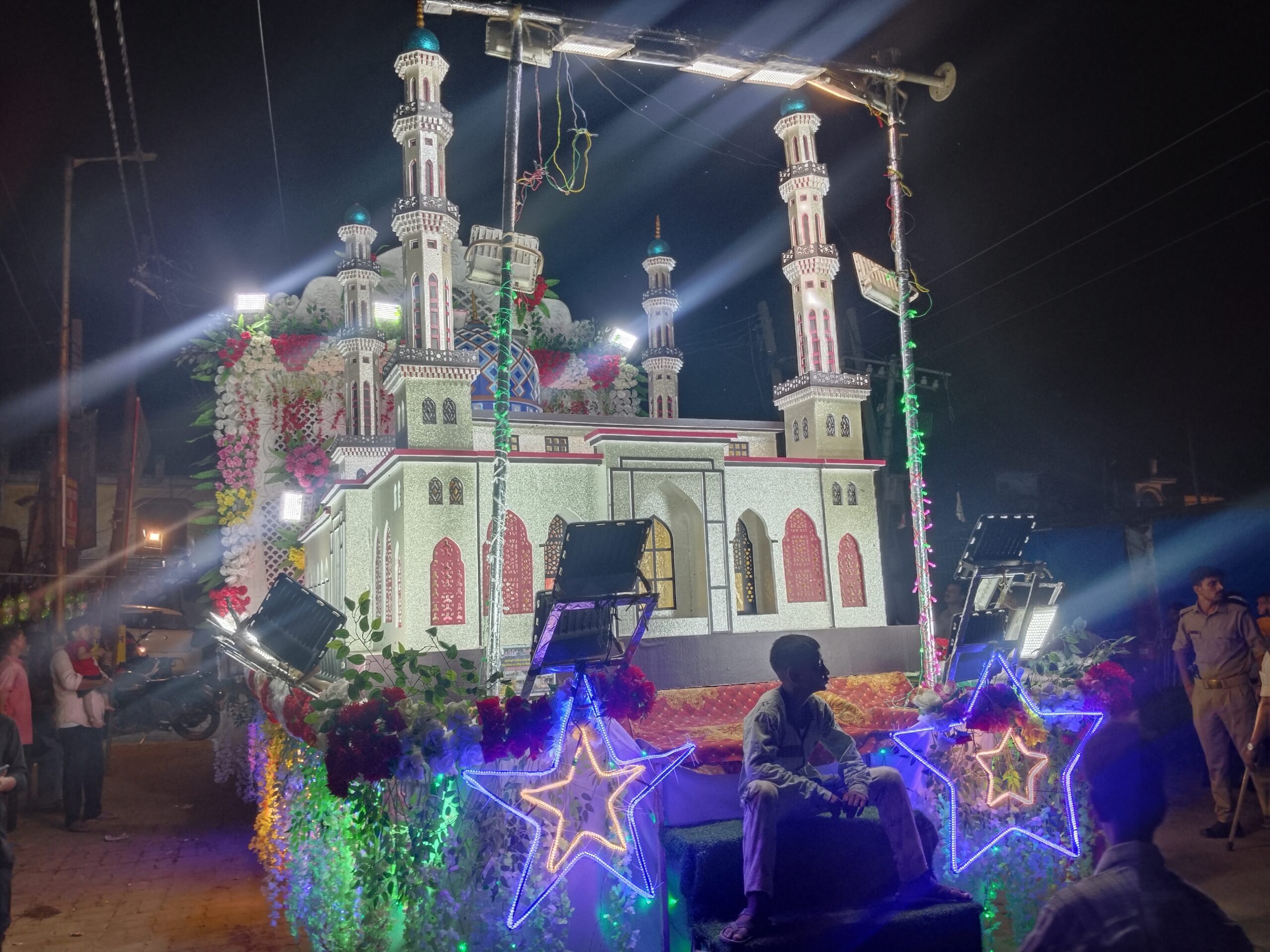 गोंडा : सातवीं और आठवीं मोहर्रम का जुलूस शांतिपूर्ण संपन्न, या हुसैन के नारों से गूंज उठा परसपुर