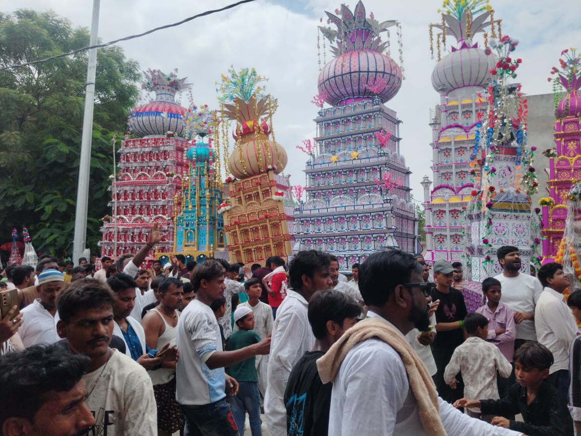 गोंडा : अकीदत और शिद्दत से मनाया गया मोहर्रम, ताजिया दफन के साथ किया गया मातम