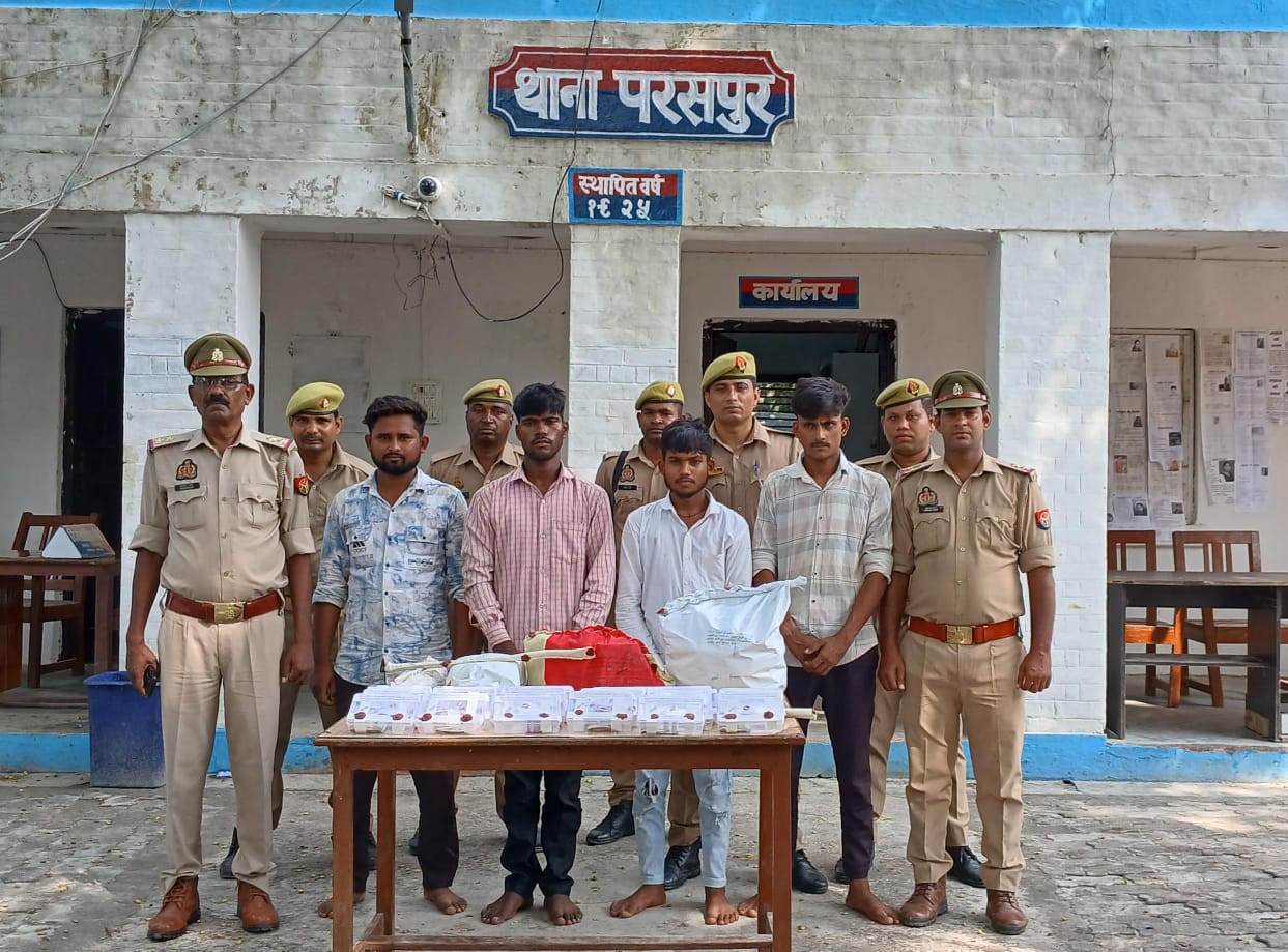 गोंडा : बीयर की दुकानों से चोरी करने वाले गिरोह का पुलिस ने किया खुलासा, चार युवक गिरफ्तार
