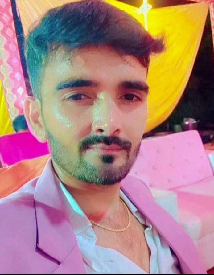 गोंडा : प्रधानाध्यापक के पुत्र अखिलेश मिश्र की सड़क हादसे में दर्दनाक मौत, क्षेत्र में शोक की लहर